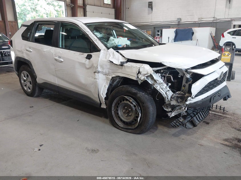Photo of the 2024 TOYOTA RAV4 LE