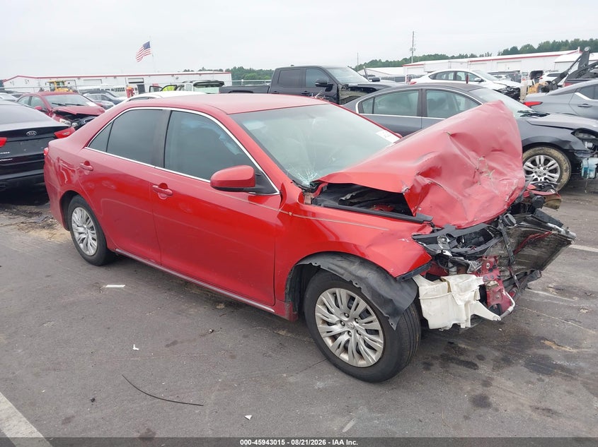 Photo of the 2013 TOYOTA CAMRY LE