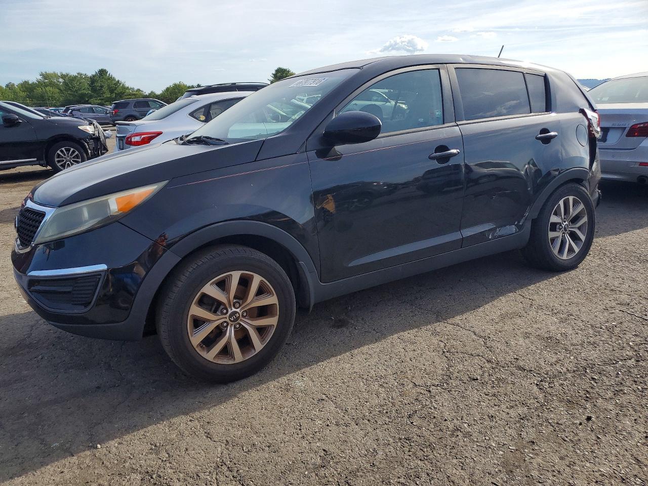 Photo of the 2016 KIA SPORTAGE LX