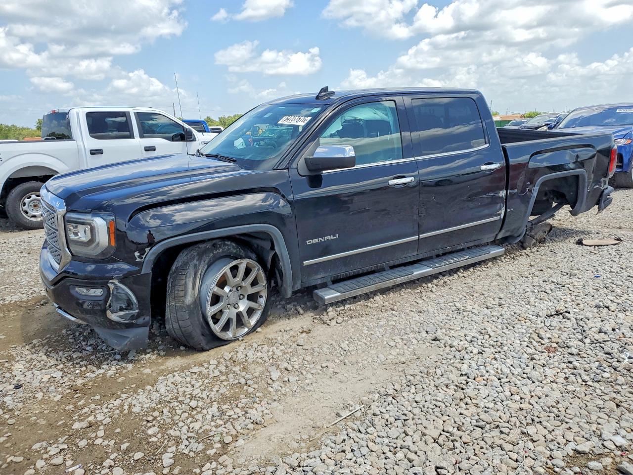 Photo of the 2017 GMC SIERRA K1500 DENALI
