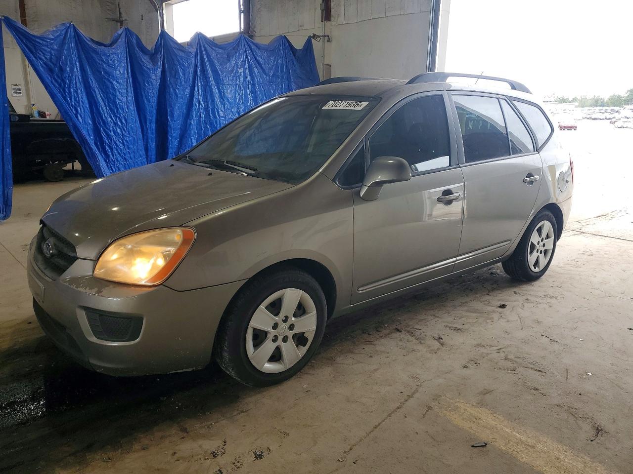 Photo of the 2009 KIA RONDO BASE