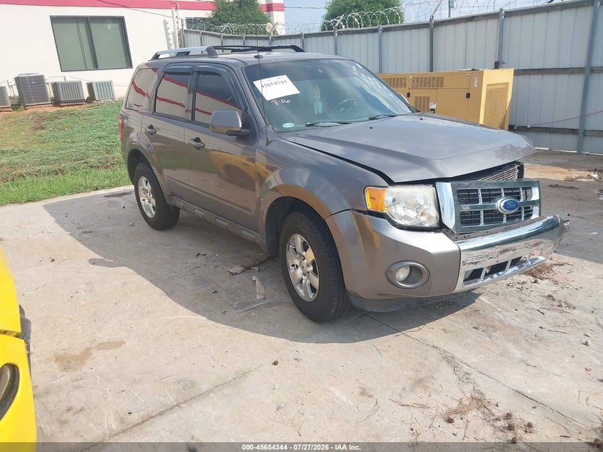 Photo of the 2011 FORD ESCAPE LIMITED