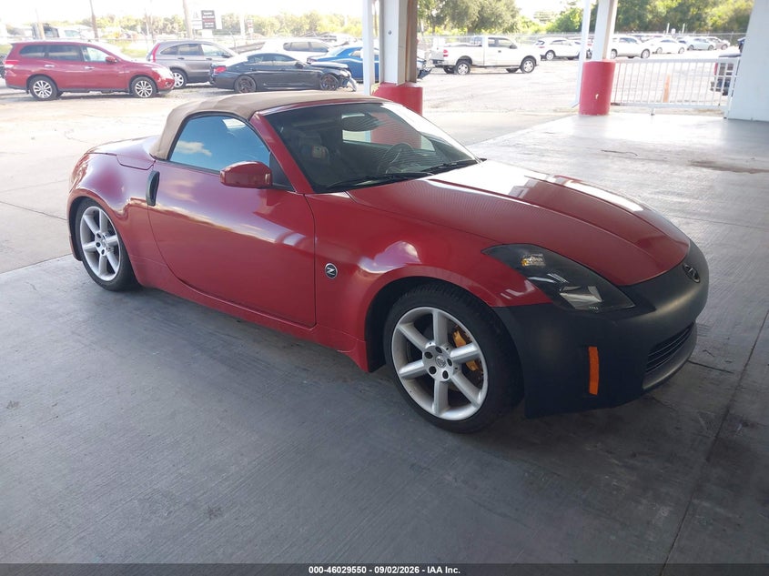 Photo of the 2005 NISSAN 350Z GRAND TOURING