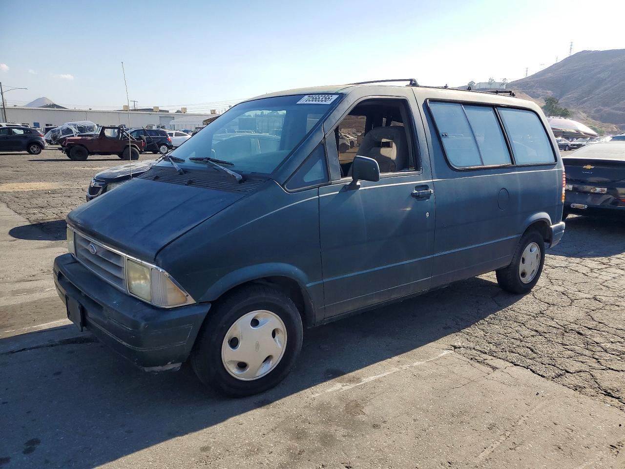 Photo of the 1992 FORD AEROSTAR