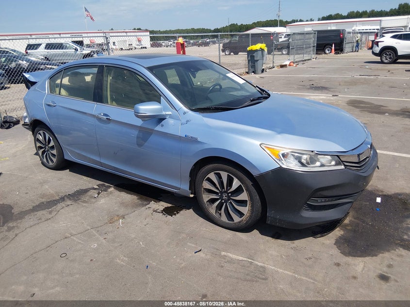 Photo of the 2017 HONDA ACCORD HYBRID EX-L