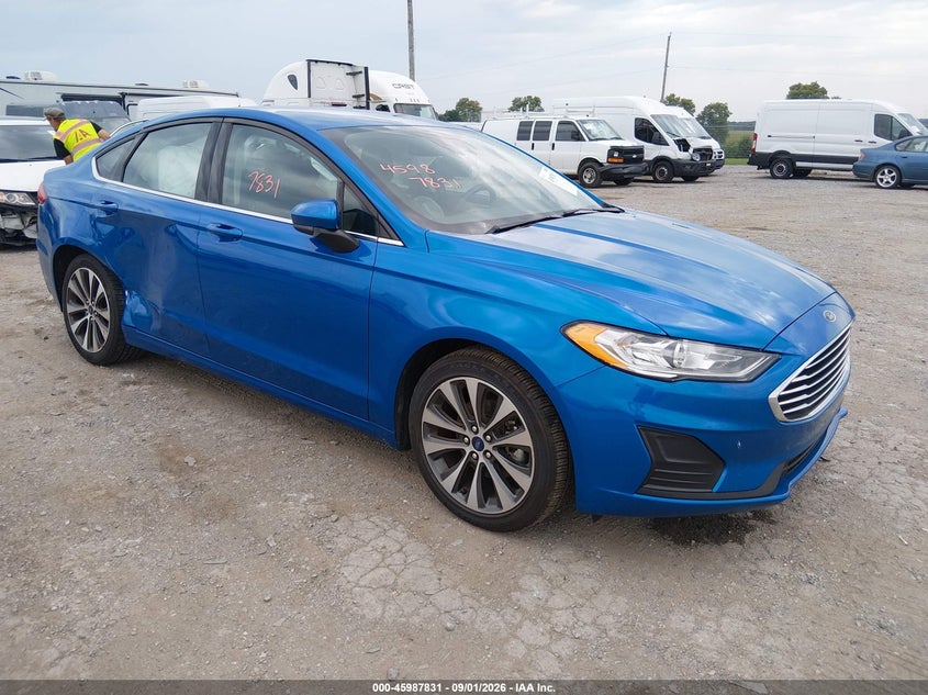 Photo of the 2020 FORD FUSION SE