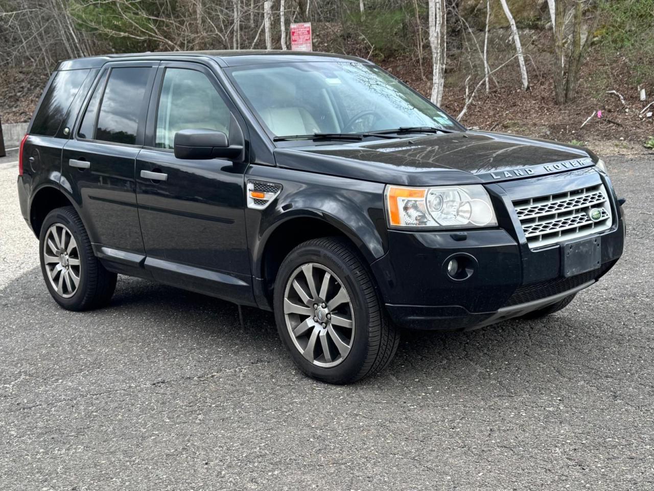 Photo of the 2008 LAND ROVER LR2 HSE
