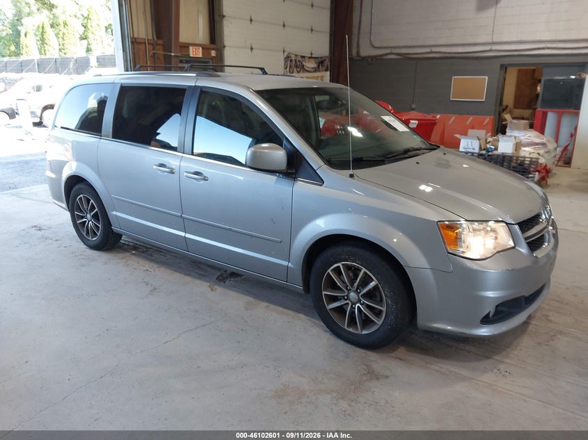 Photo of the 2017 DODGE GRAND CARAVAN SXT