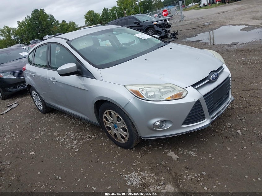 Photo of the 2012 FORD FOCUS SE