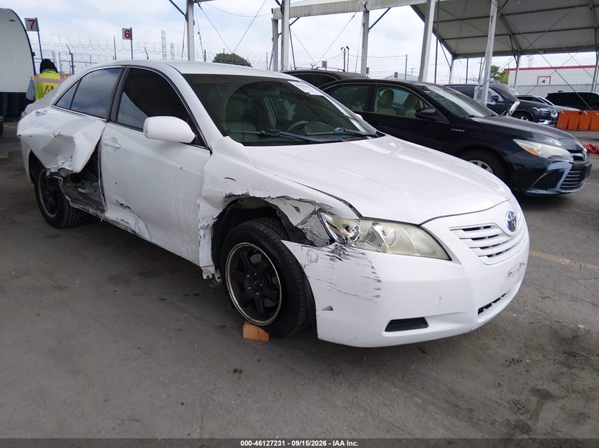 Photo of the 2009 TOYOTA CAMRY LE