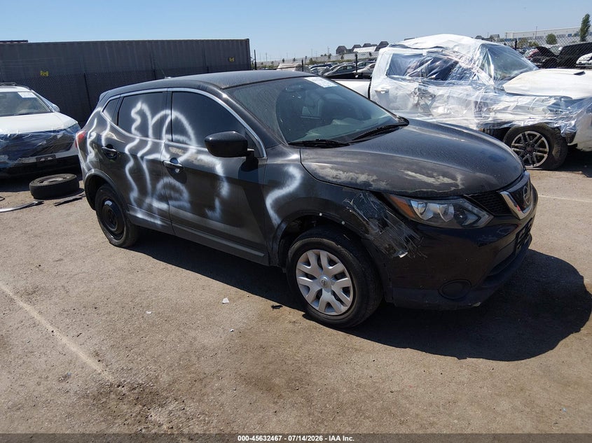 Photo of the 2019 NISSAN ROGUE SPORT S