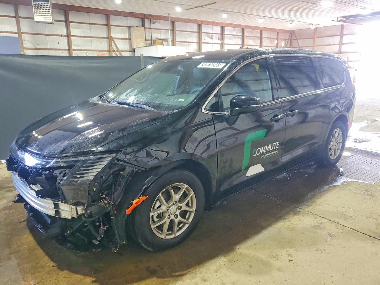 Photo of the 2027 CHRYSLER PACIFICA SELECT