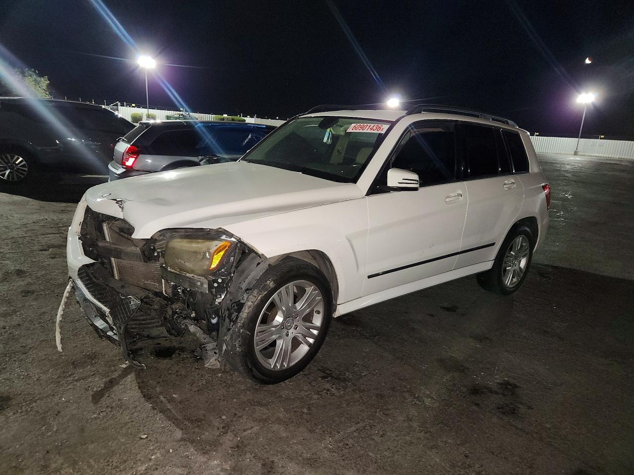 Photo of the 2013 MERCEDES-BENZ GLK 350