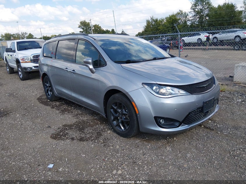 Photo of the 2019 CHRYSLER PACIFICA TOURING L PLUS