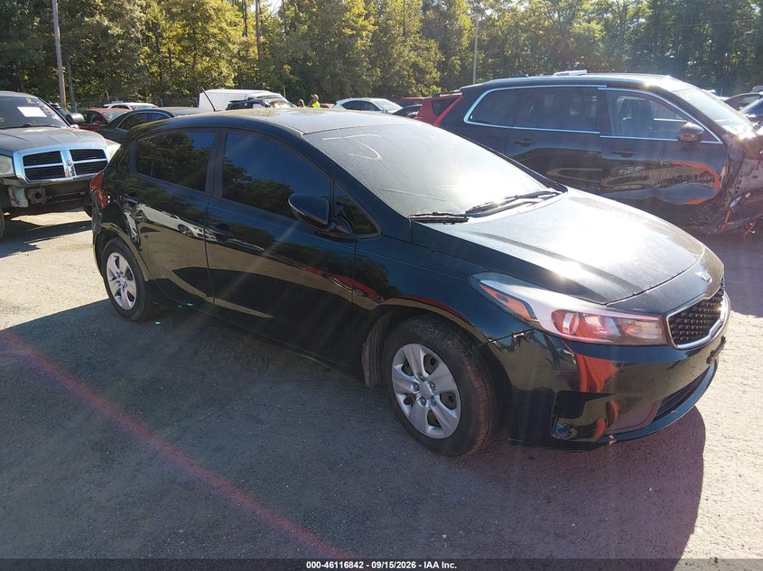 Photo of the 2017 KIA FORTE LX