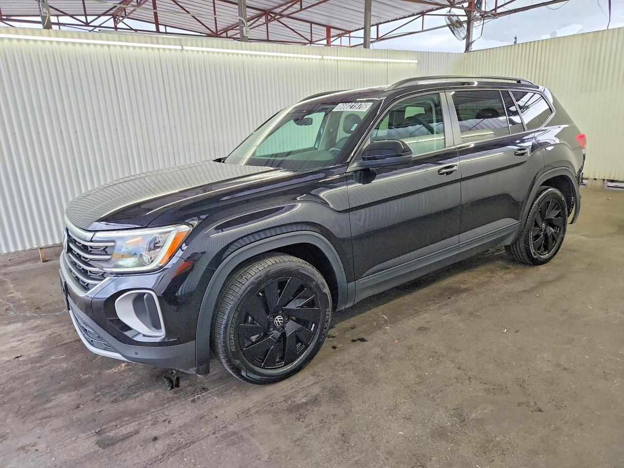 Photo of the 2025 VOLKSWAGEN ATLAS SE