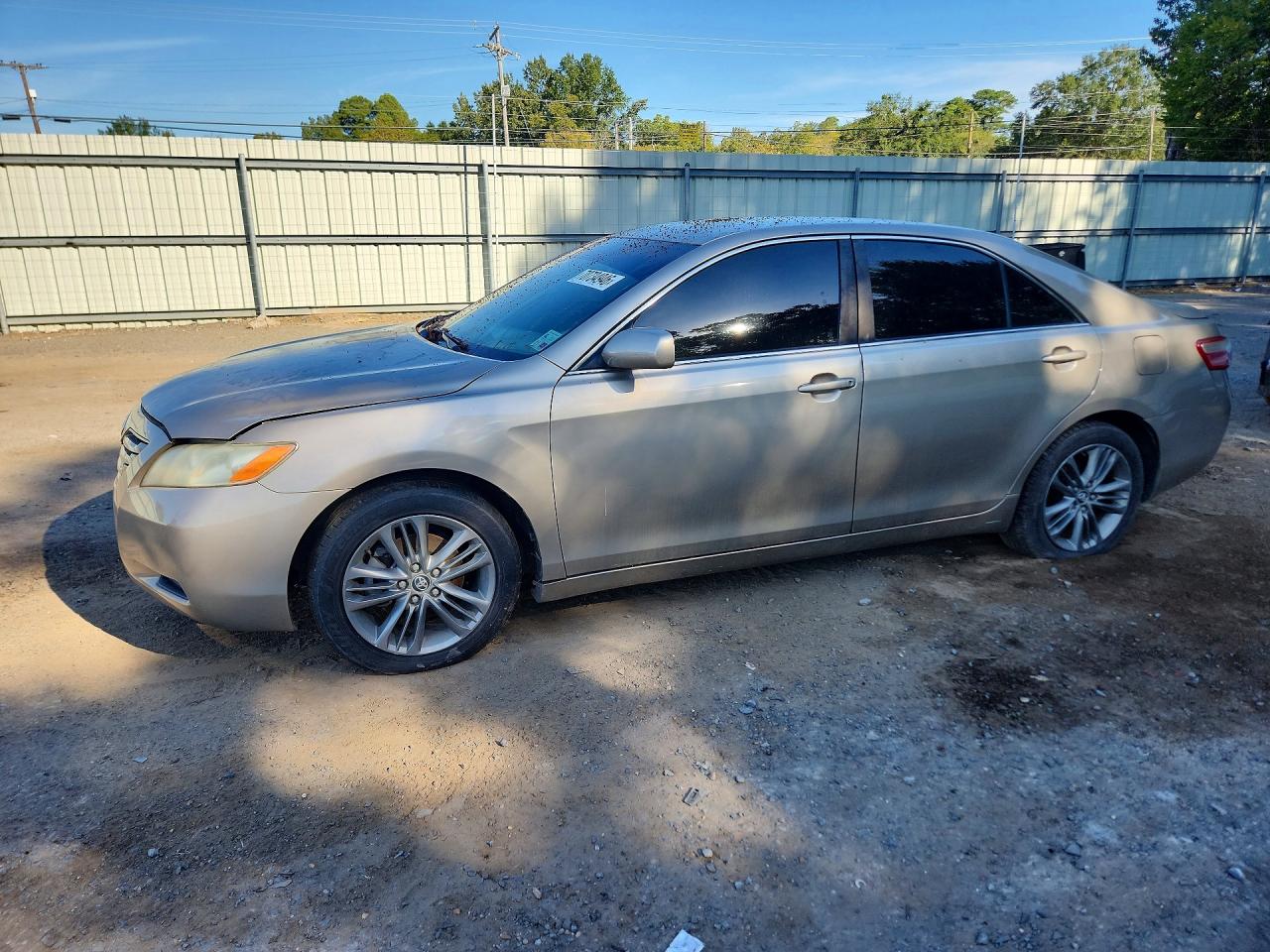 Photo of the 2007 TOYOTA CAMRY LE