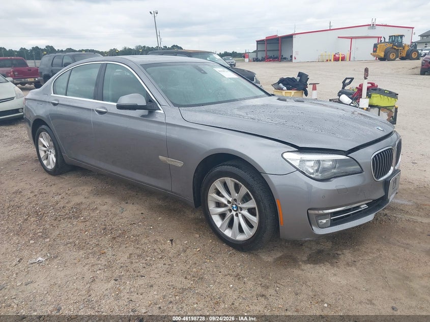 Photo of the 2013 BMW 740I