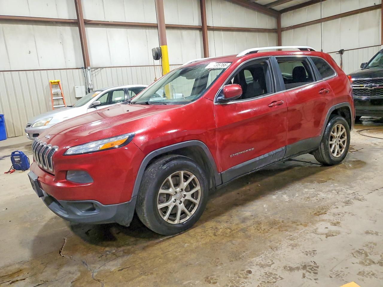 Photo of the 2016 JEEP CHEROKEE LATITUDE