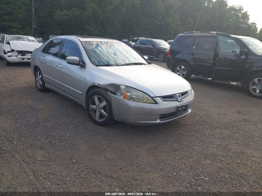 Photo of the 2005 HONDA ACCORD 2.4 EX