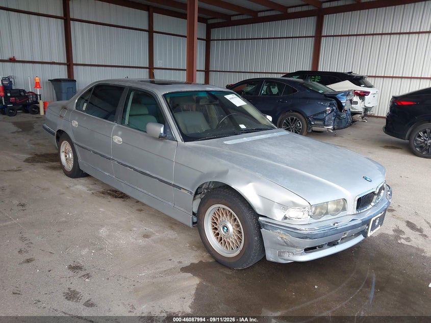 Photo of the 2001 BMW 740IL