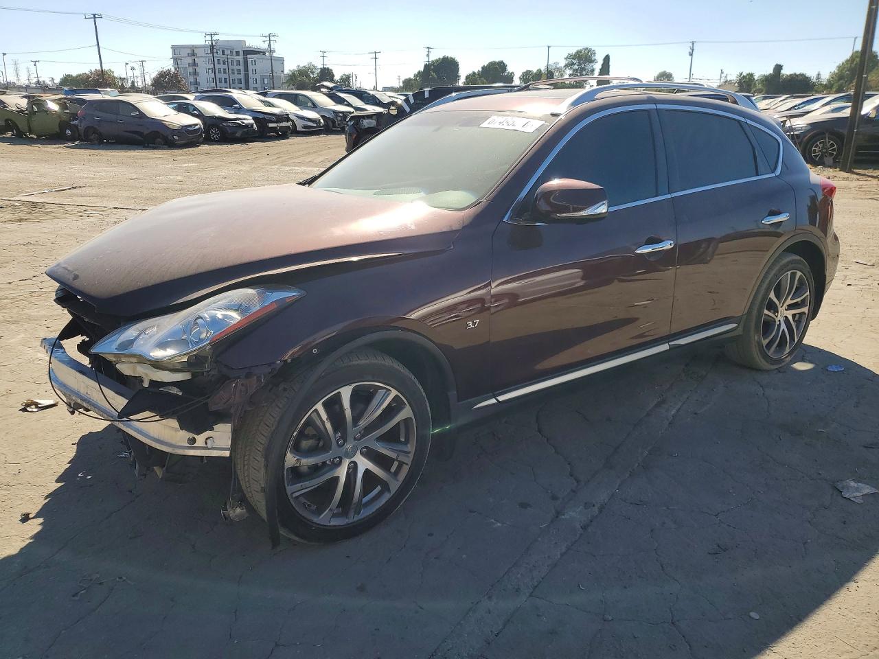 Photo of the 2016 INFINITI QX50 BASE