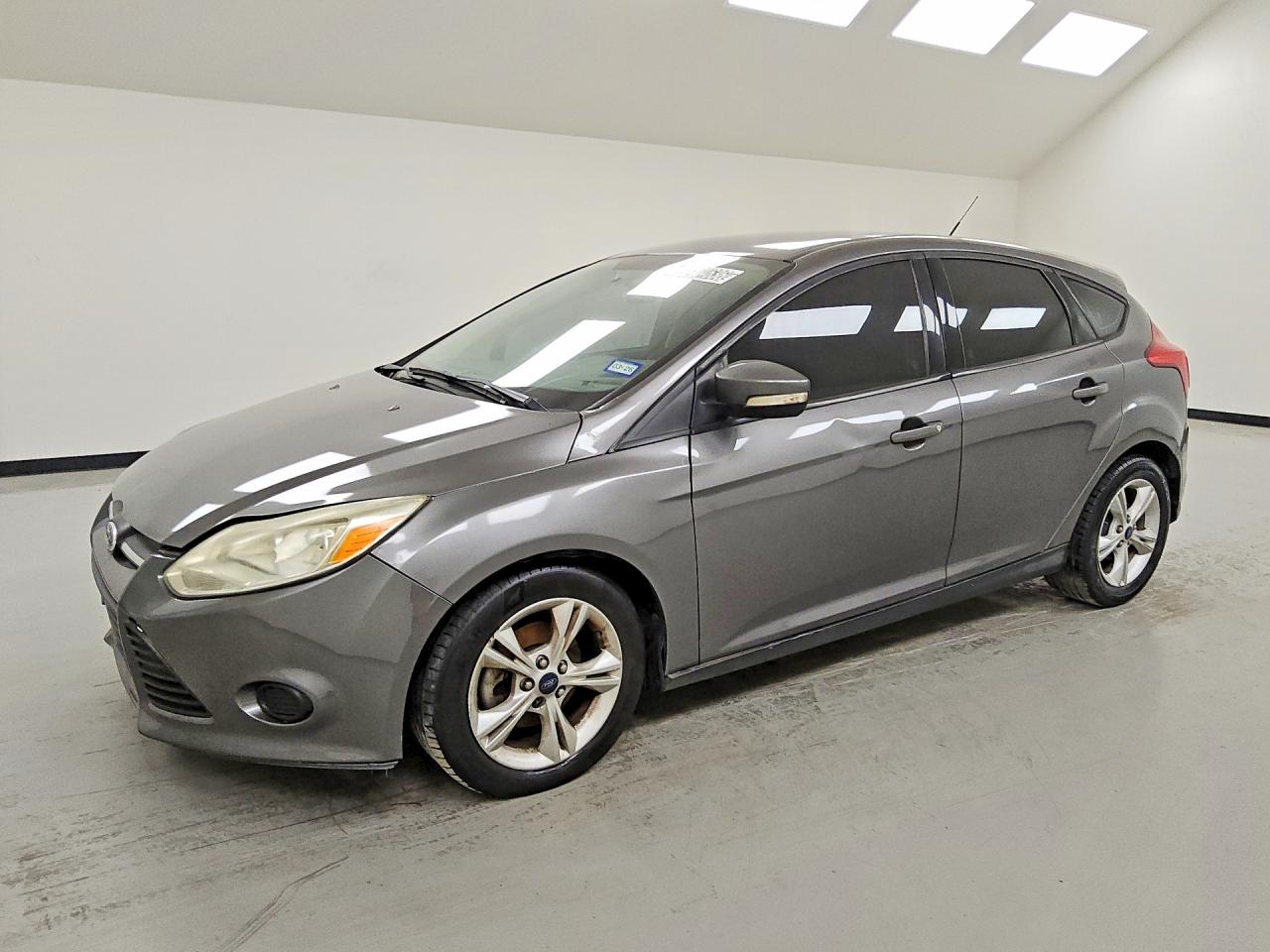 Photo of the 2014 FORD FOCUS SE