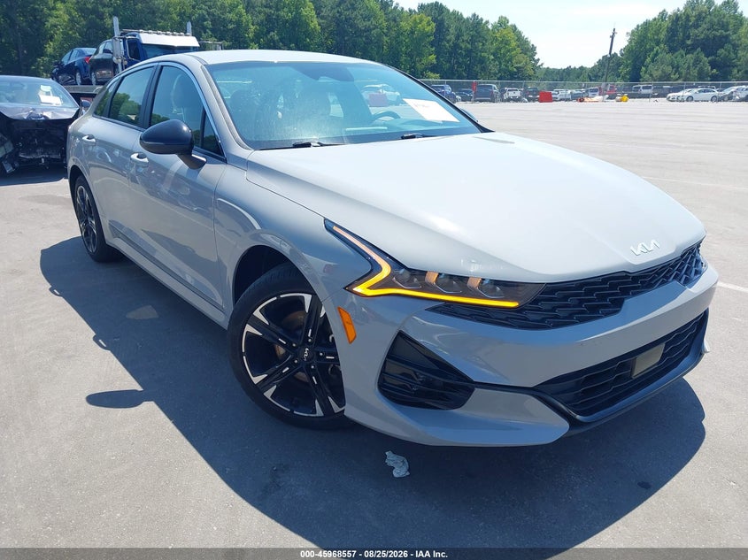 Photo of the 2023 KIA K5 GT-LINE