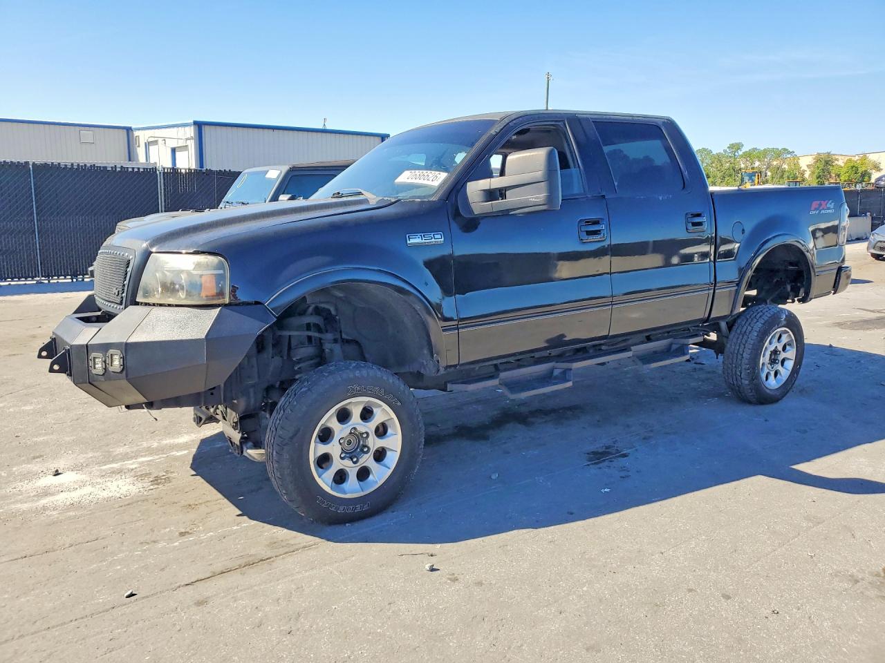 Photo of the 2004 FORD F150 SUPERCREW
