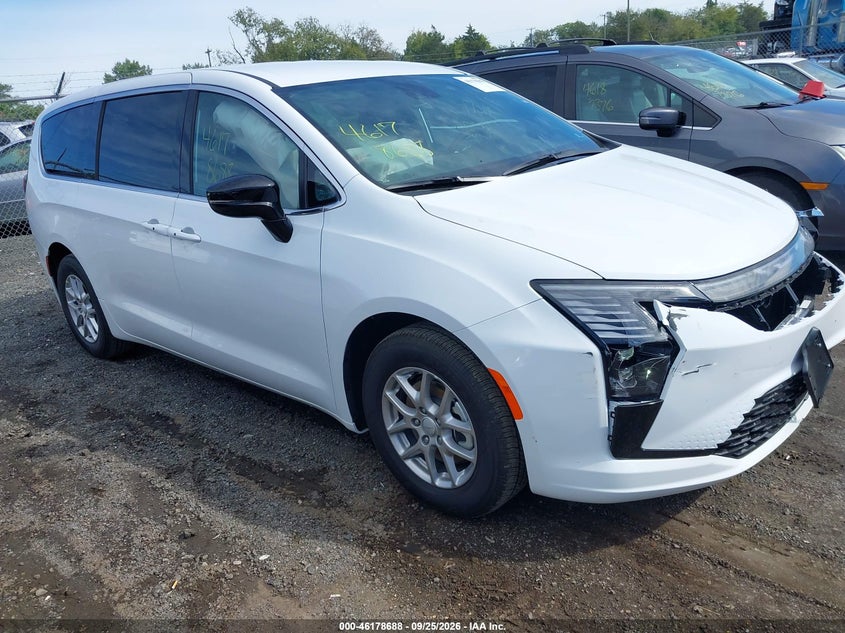 Photo of the 2027 CHRYSLER PACIFICA