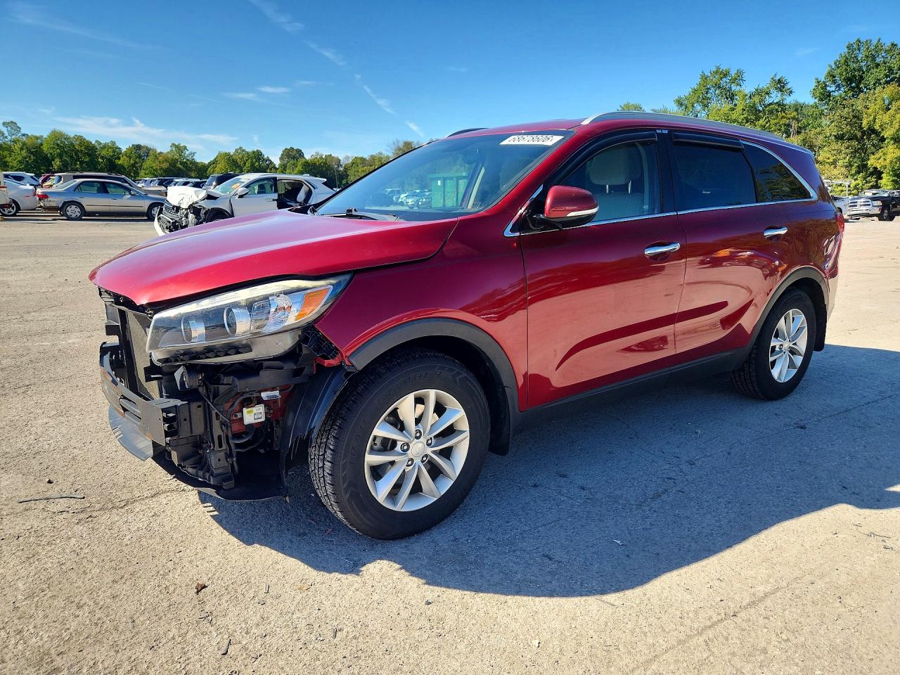 Photo of the 2016 KIA SORENTO LX