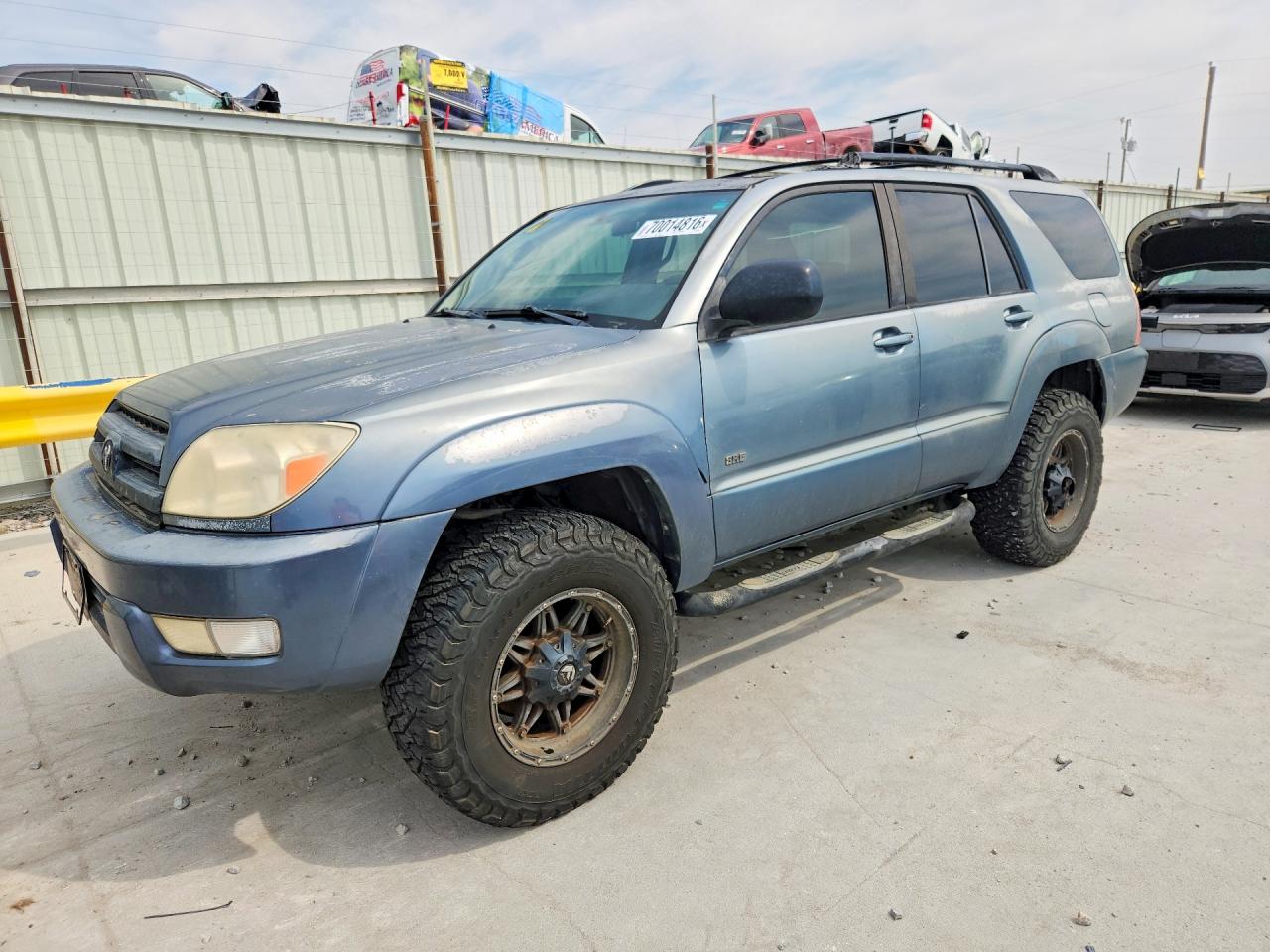 Photo of the 2004 TOYOTA 4RUNNER SR5