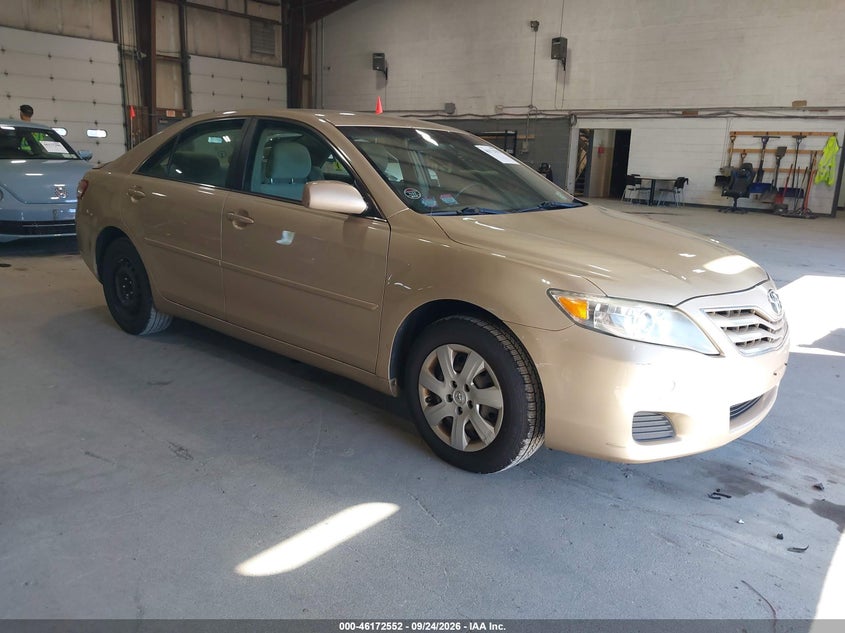Photo of the 2010 TOYOTA CAMRY LE