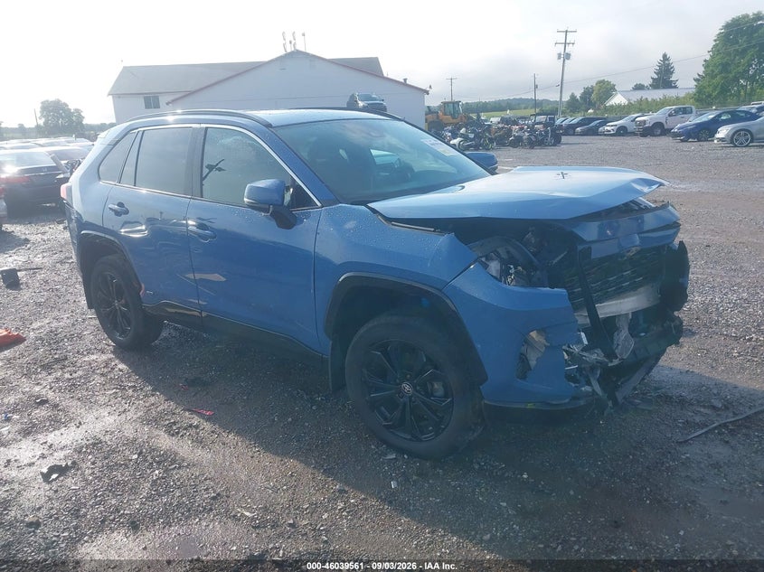 Photo of the 2024 TOYOTA RAV4 HYBRID SE