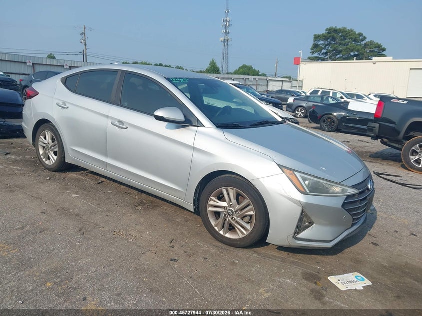 Photo of the 2019 HYUNDAI ELANTRA SEL