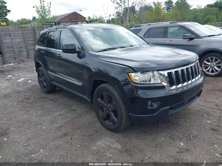 Photo of the 2012 JEEP GRAND CHEROKEE LAREDO
