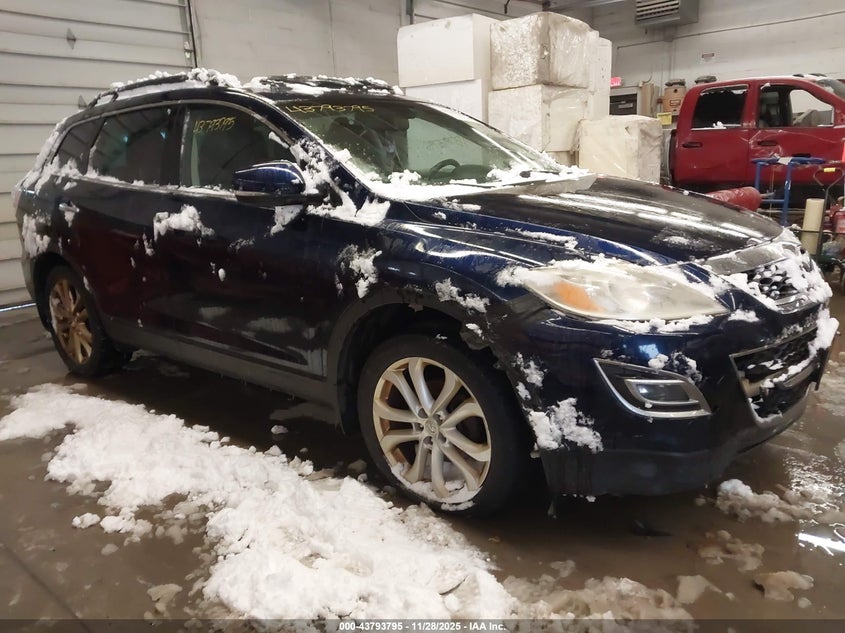 Photo of the 2012 MAZDA CX-9 GRAND TOURING