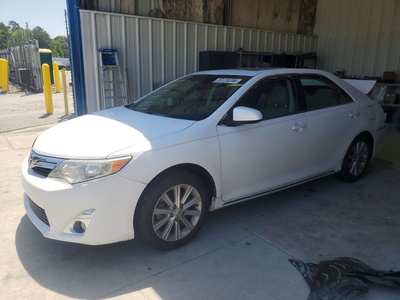 Photo of the 2012 TOYOTA CAMRY XLE
