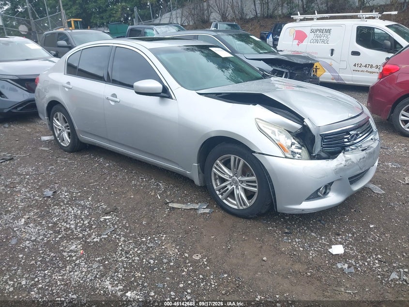 Photo of the 2012 INFINITI G37X
