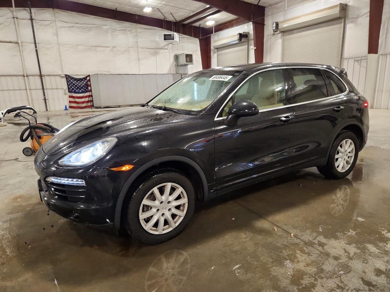 Photo of the 2011 PORSCHE CAYENNE