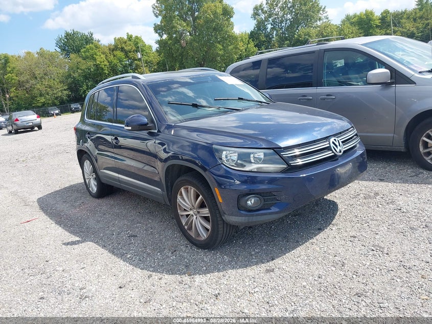 Photo of the 2012 VOLKSWAGEN TIGUAN SE