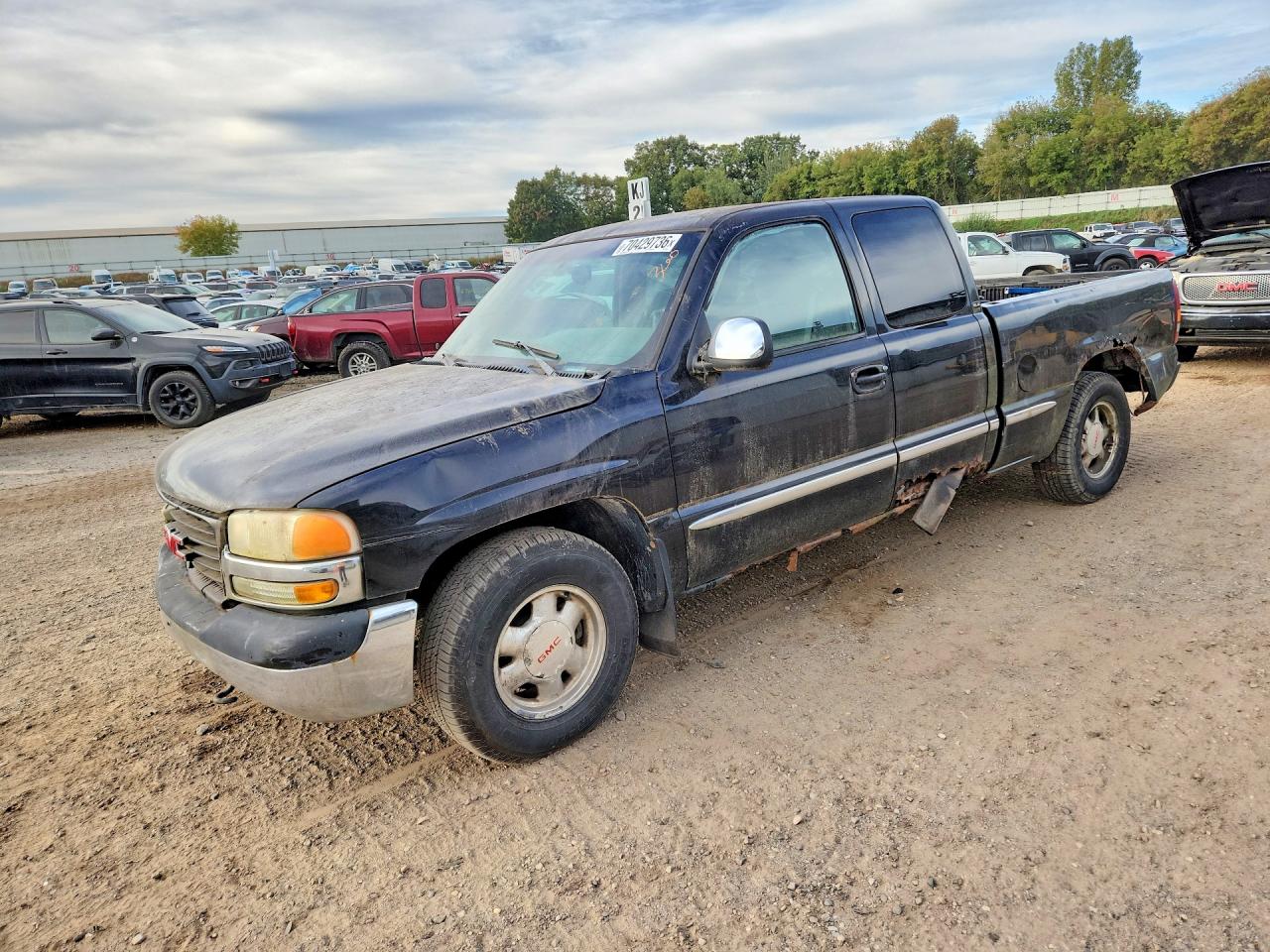 Photo of the 2002 GMC NEW SIERRA C1500