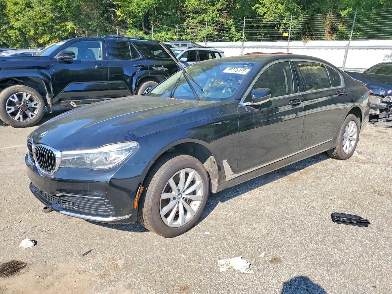 Photo of the 2019 BMW 740 XI