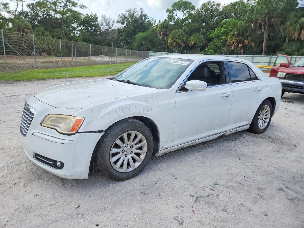 Photo of the 2013 CHRYSLER 300 300C