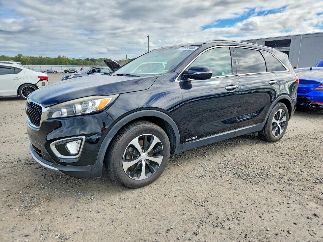 Photo of the 2017 KIA SORENTO EX