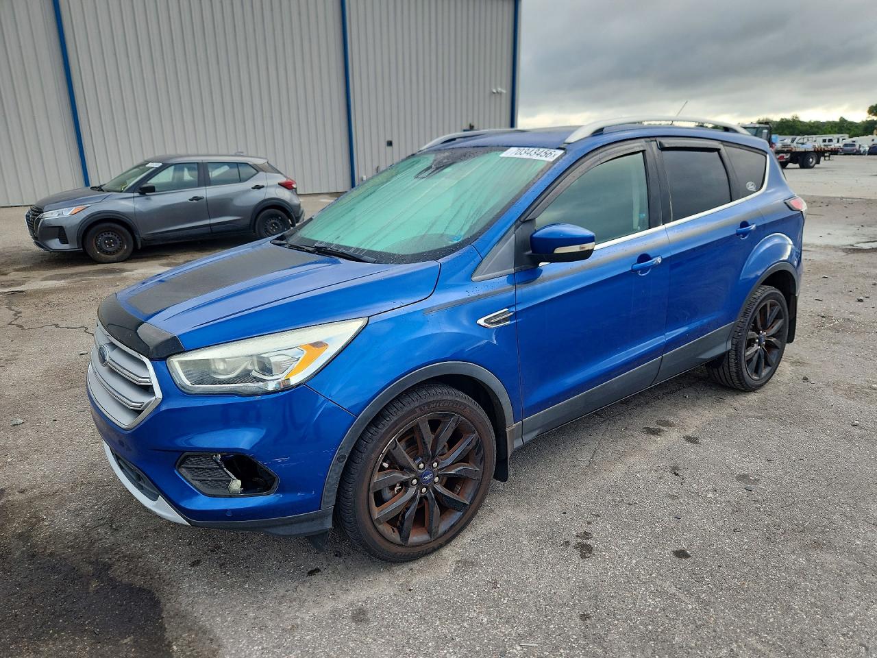 Photo of the 2017 FORD ESCAPE TITANIUM