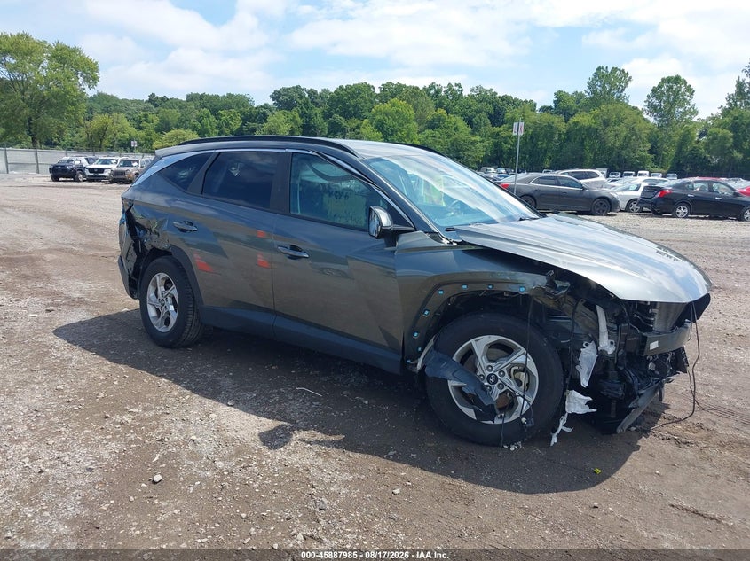 Photo of the 2023 HYUNDAI TUCSON SEL