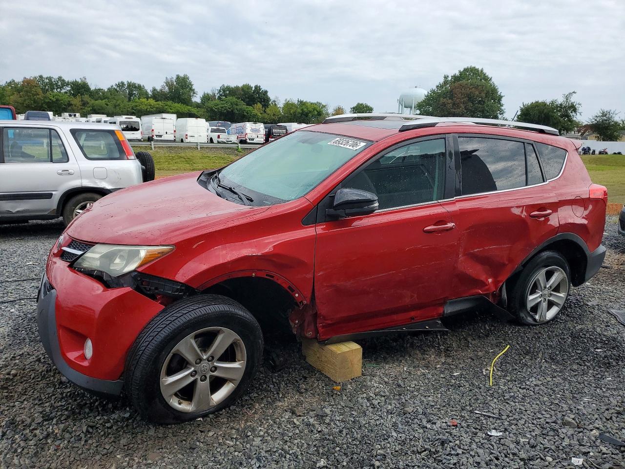 Photo of the 2013 TOYOTA RAV4 XLE