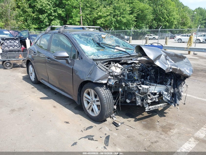 Photo of the 2021 TOYOTA COROLLA SE