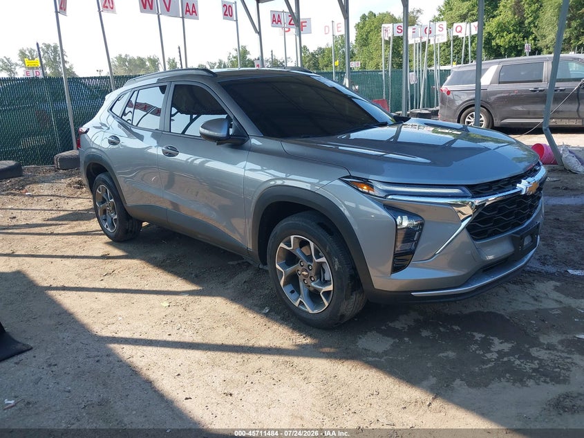 Photo of the 2025 CHEVROLET TRAX FWD LT
